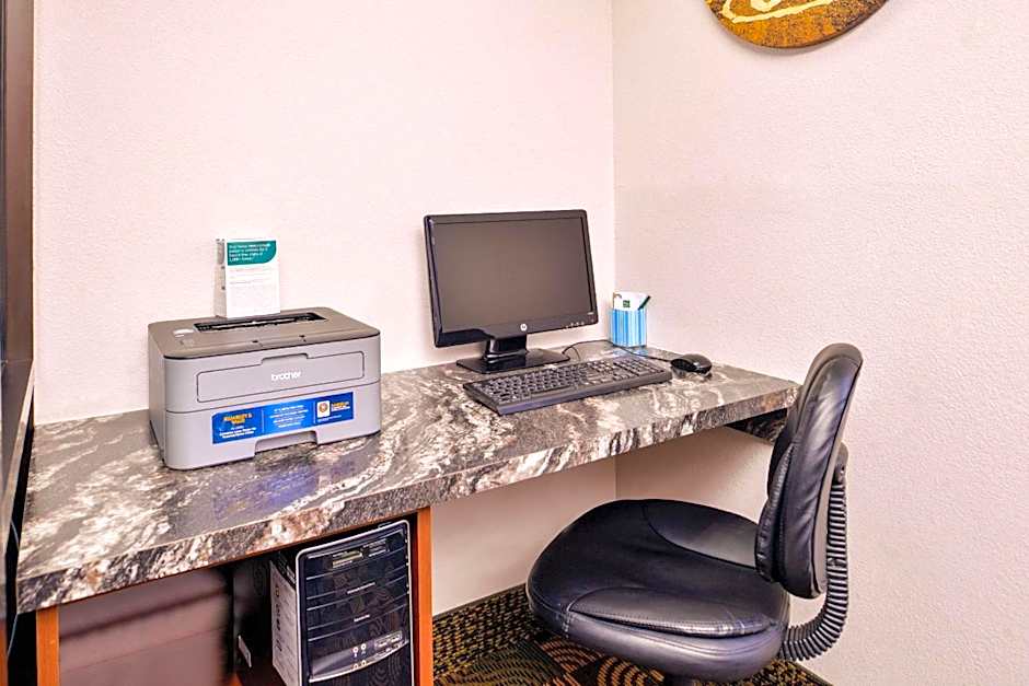 Quality Inn Joplin I-44