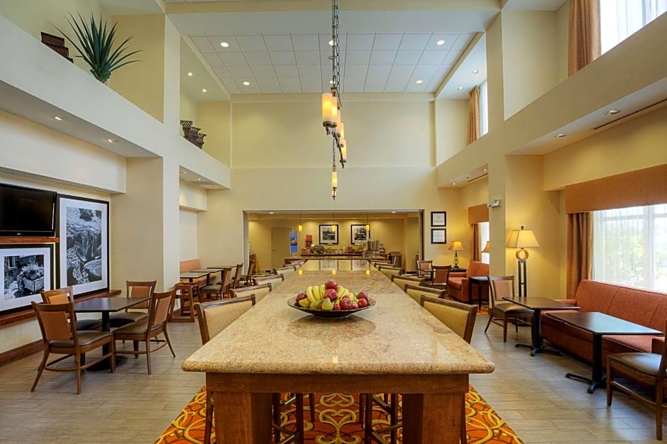 Hampton Inn By Hilton & Suites Mcallen