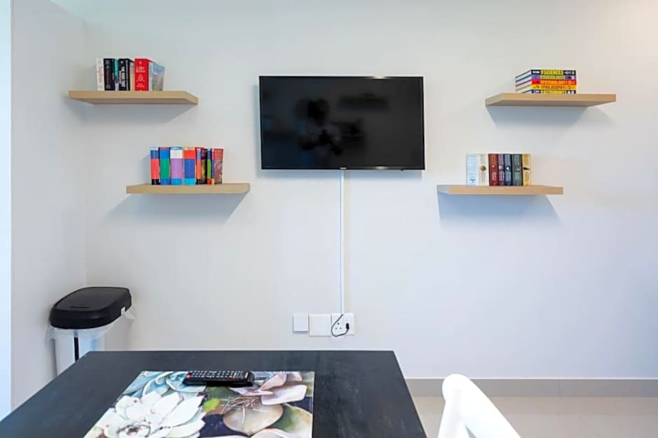 Cute and Cosy Studio Millennial 520