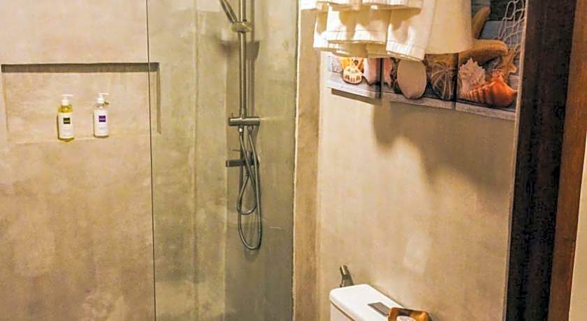 UNWND Boutique Hotel Camiguin