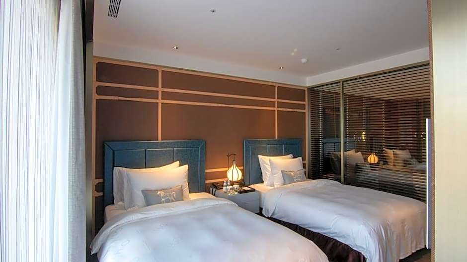 H2O HOTEL