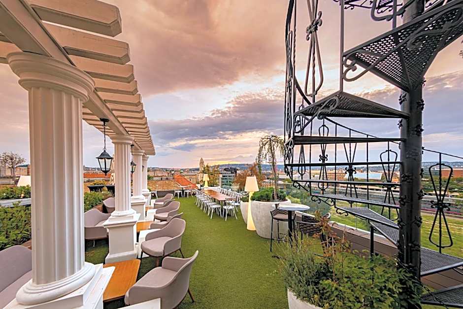 Mystery Hotel Budapest