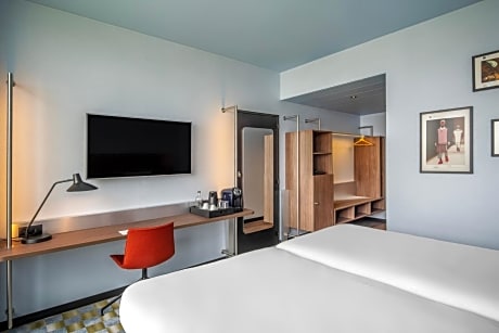 Premium Room with Two Single Beds