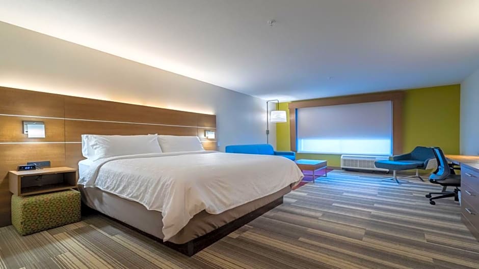 Holiday Inn Express And Suites Marion By IHG