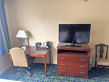 Business King Room