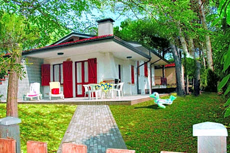 Nice duplex for 7 guests in an oasis of greenery in Lignano Riviera