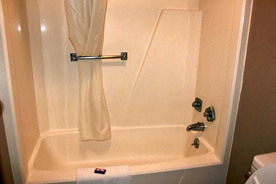 Exceed Inn Indianapolis airport south