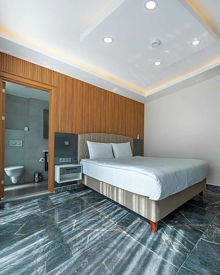 Laristone Suite Spa Hotel