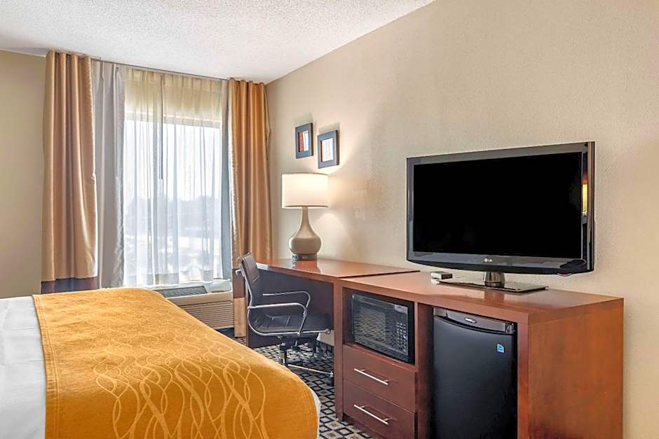 Comfort Inn & Suites Athens North