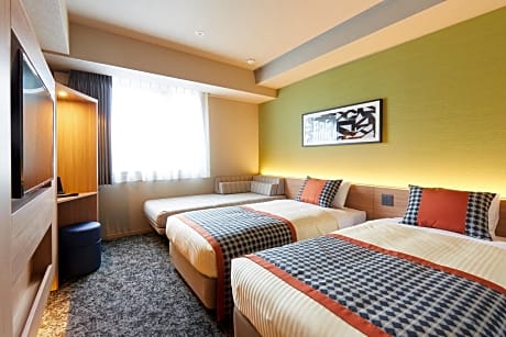 Deluxe Twin Room with Sofa bed
