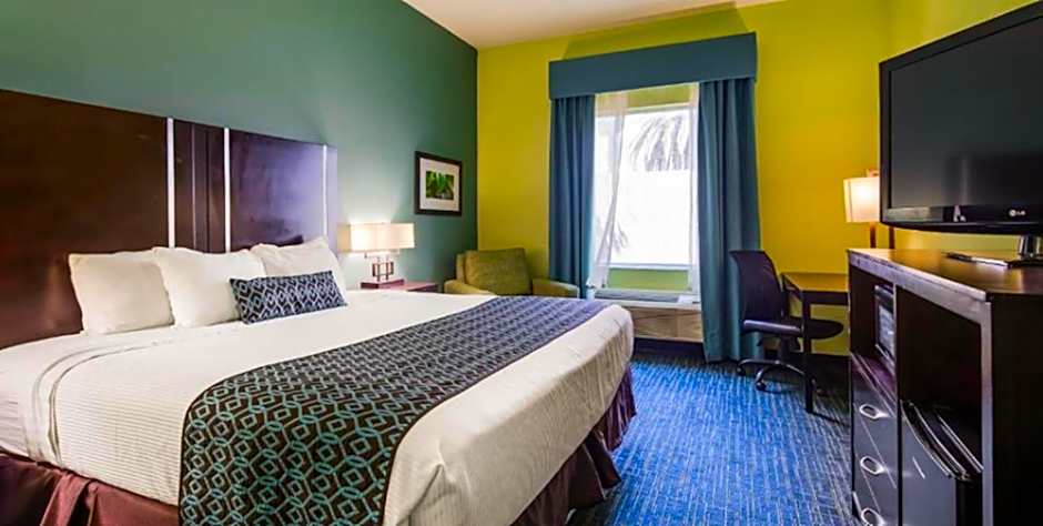 Best Western Plus Carrizo Springs Inn & Suites