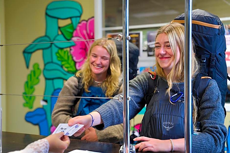 Silverfern Backpackers