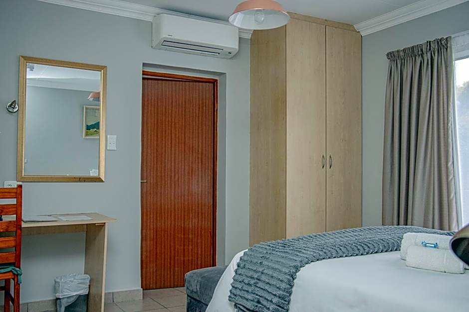 Woodpecker's Inn Guest House