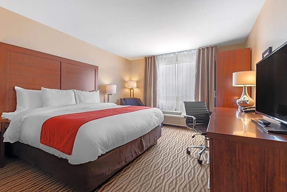 Comfort Inn & Suites