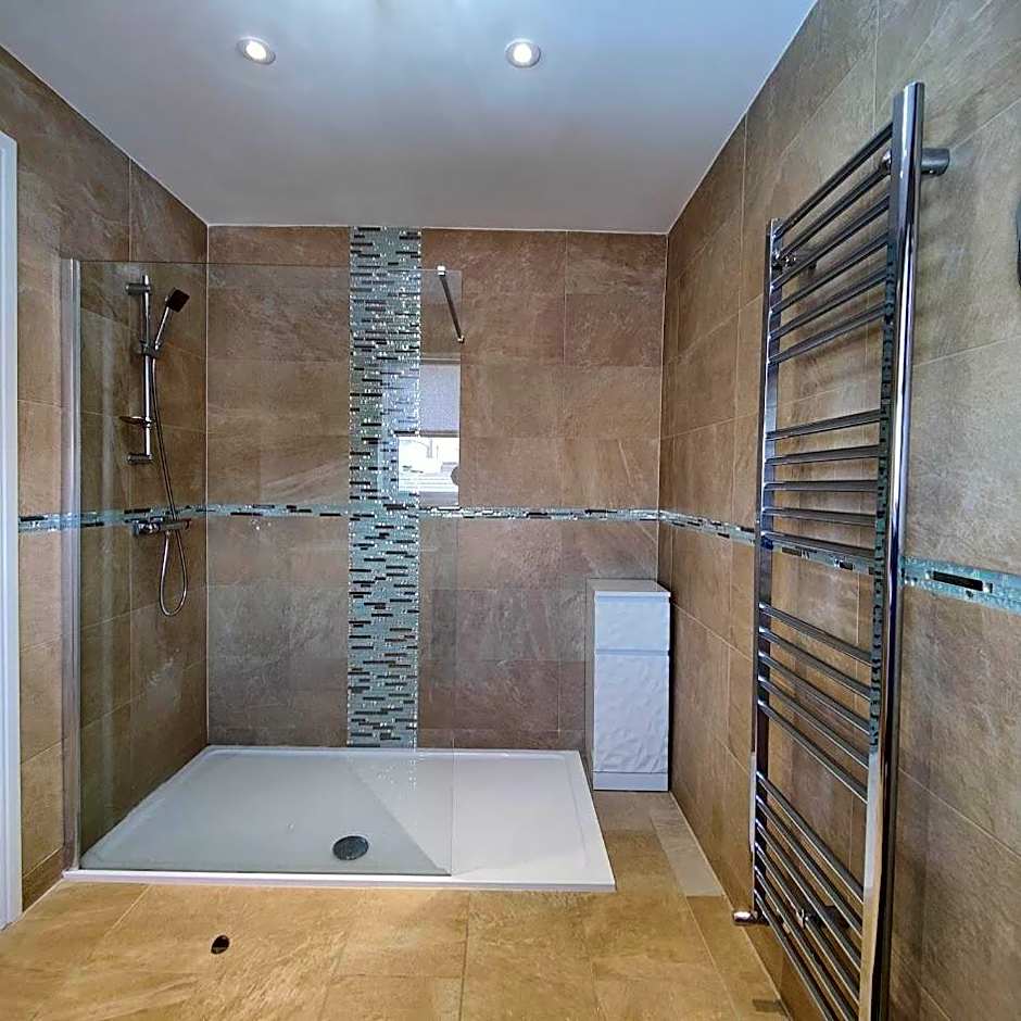 Liverpool Stays - Kempston Court