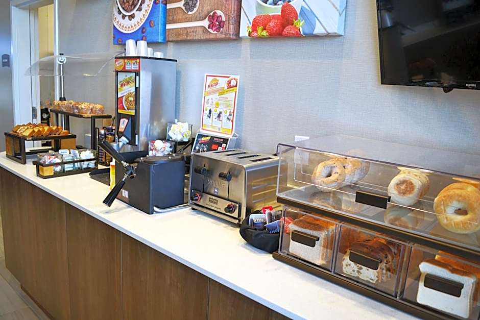 Staybridge Suites By Holiday Inn Red Deer North By IHG