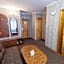 Hotel Mir