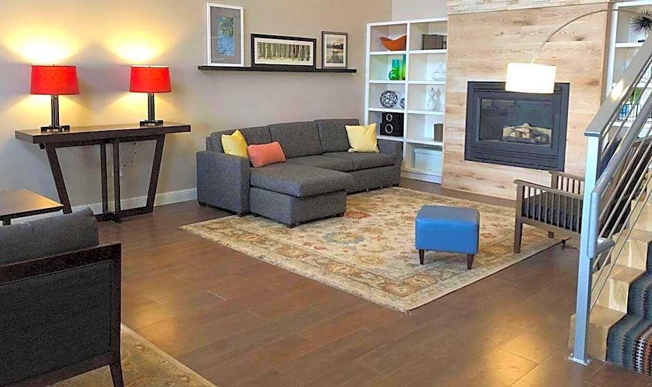 Country Inn & Suites by Radisson, Rapid City, SD