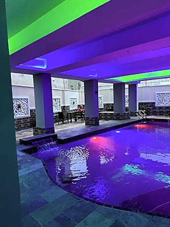Vinpy hotels
