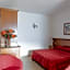 Village Hotel Lucia