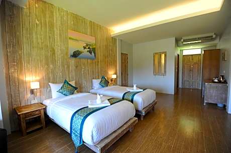 Superior (Twin Bed)