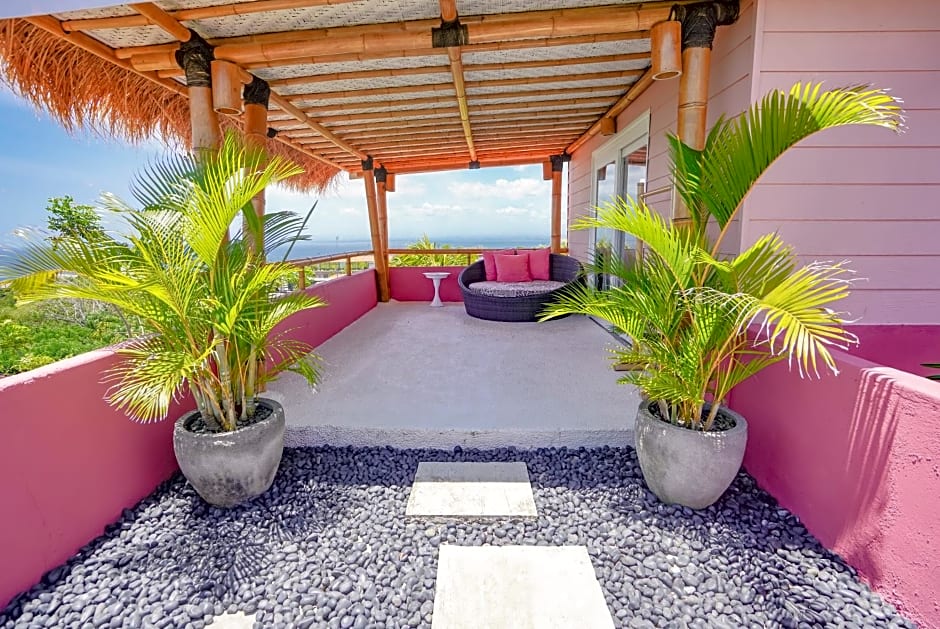 Pinkcoco Bali Hotel - Adults Only