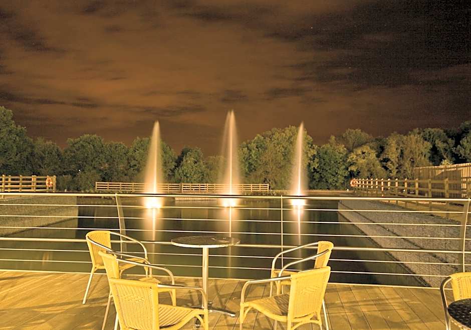 Ramada by Wyndham Cobham