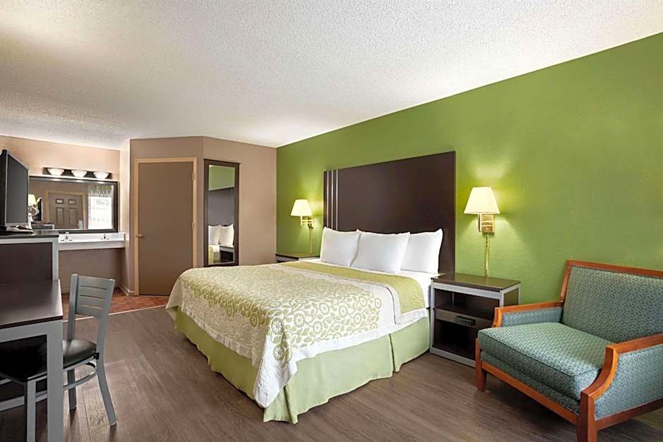 Days Inn by Wyndham Hardeeville/ I-95 State Line