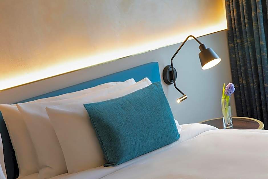 Renaissance by Marriott Barcelona Hotel
