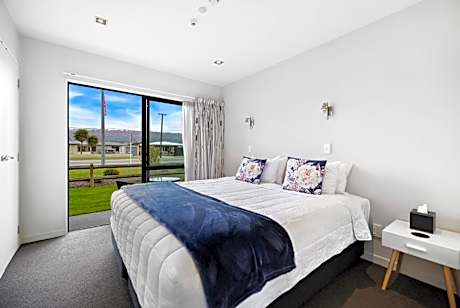 One-Bedroom Apartment with Spa Bath
