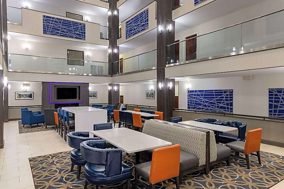 La Quinta Inn & Suites by Wyndham Covington