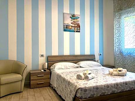 Double Room with Private External Bathroom