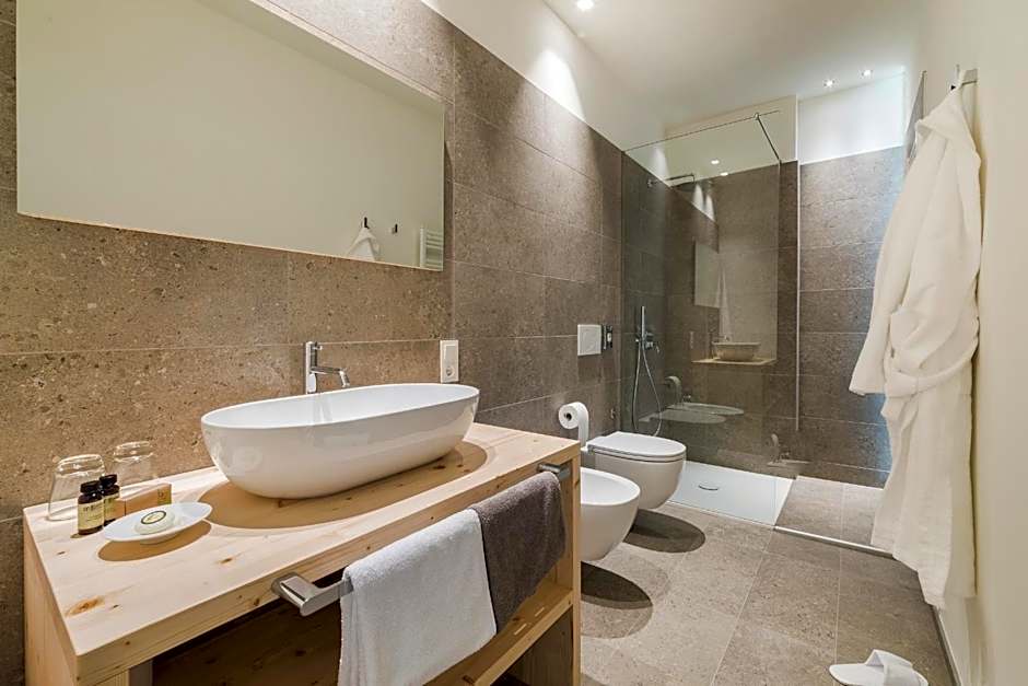 Zum Hirschen Boutique Hotel Val di Non