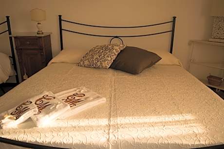 Apartment (6 Adults)