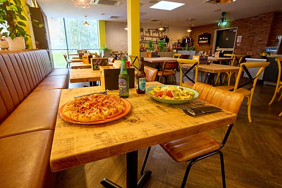 Holiday Inn - the niu, Loom Manchester North By IHG