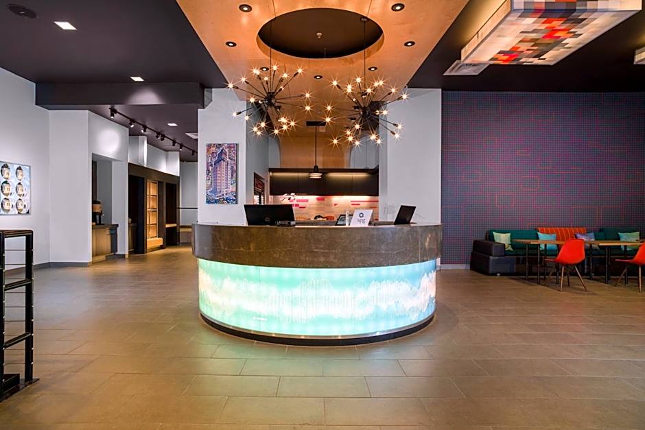 Aloft El Paso Downtown
