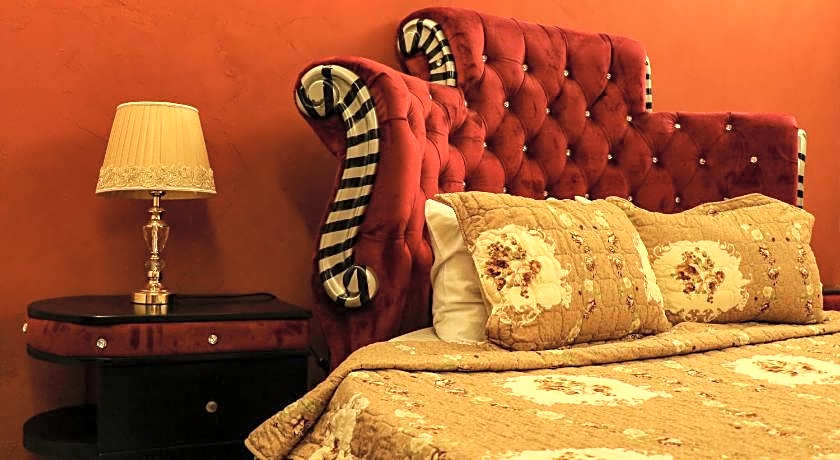 Grand Suites Hotel