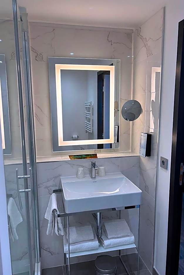 Campanile Reims Centre - Cathedrale