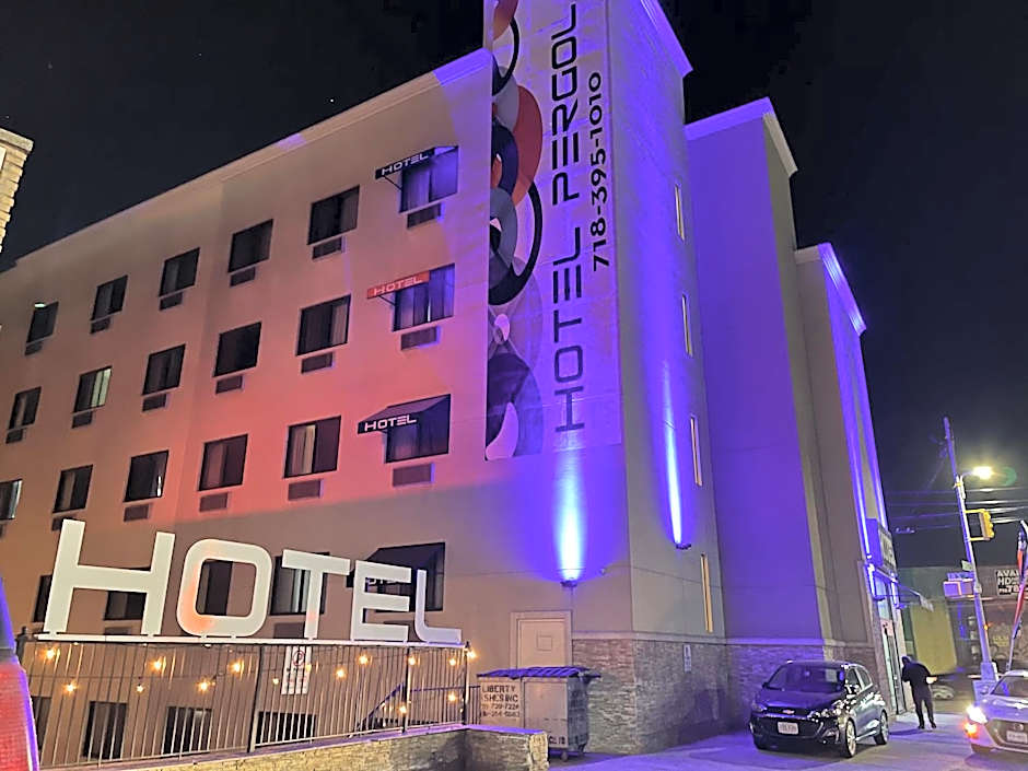 Hotel Pergola Jamaica JFK
