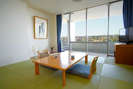 Japanese-Style Room with Shared Bathroom