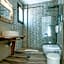 Deluxe Suites