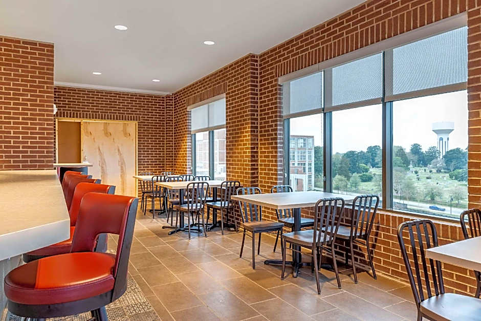 Cambria Hotel Rock Hill - University Center