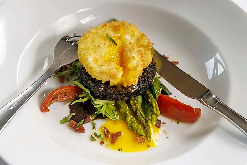 Hylands Burren Hotel