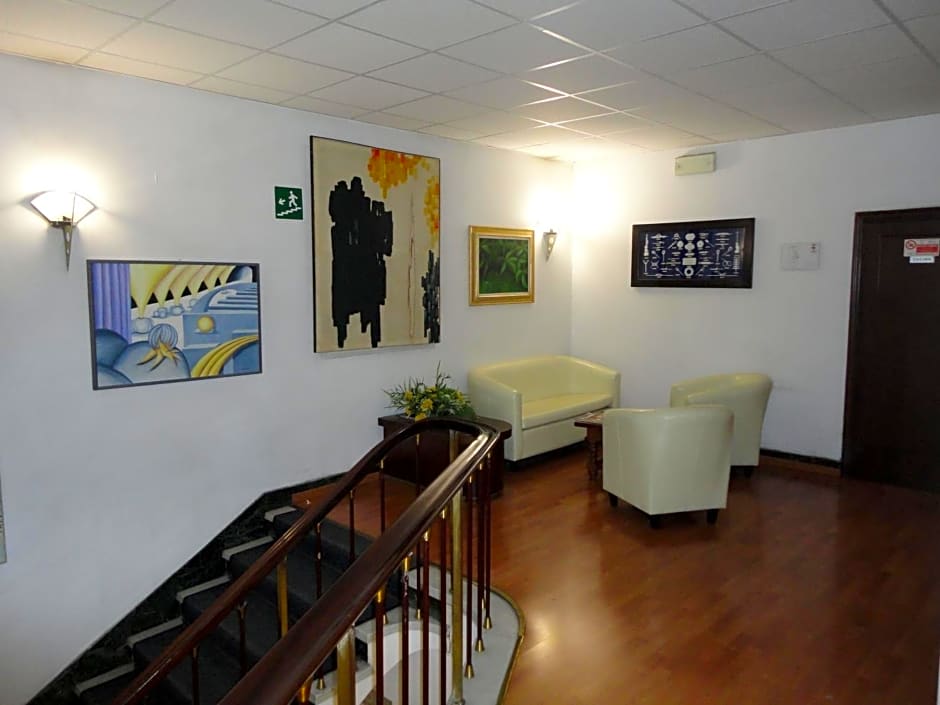 Giappone Inn Parking Hotel