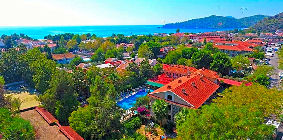 Perdikia Beach Hotel