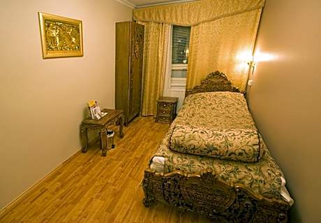 Single Room with Shared Shower and Toilet