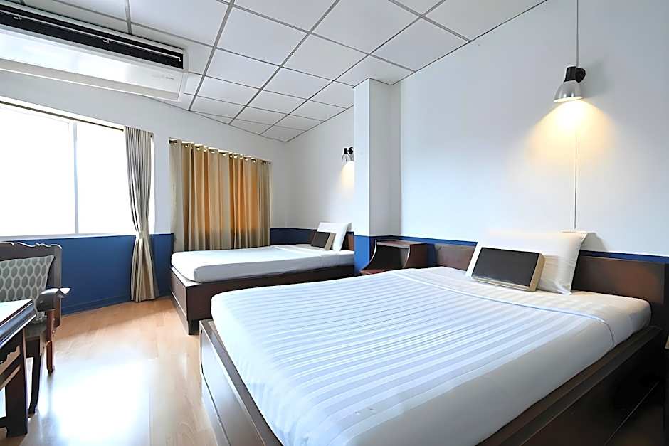 The Krungkasem Srikrung Hotel