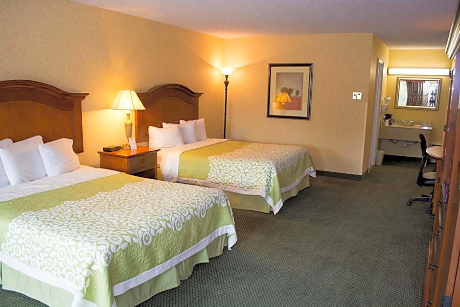 Days Inn by Wyndham Klamath Falls