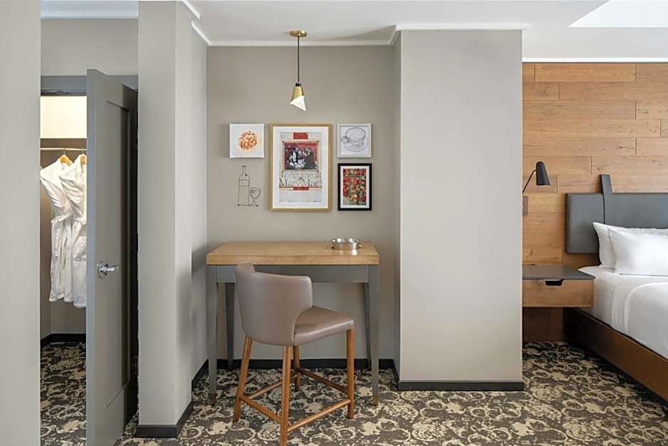 Epicurean Atlanta, Autograph Collection