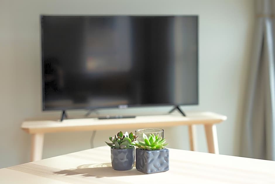 Lavik Fjord Hotel & Apartments